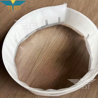 Lưỡi rửa cho Roland 700 với kích thước 1102 × 56 × 1mm và 13 lỗ trong nhựa cao