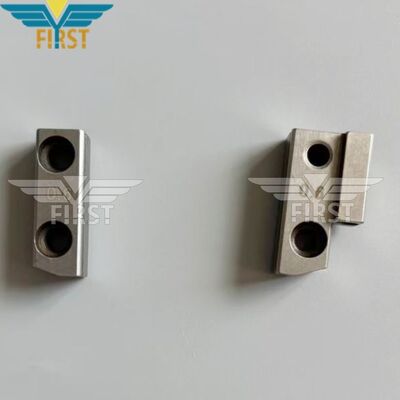 75 Chiếc máy đẩy đầu móng và bộ lưỡi cho máy móng đeo móng với đẩy bên trái / bên phải và cấp điều khiển