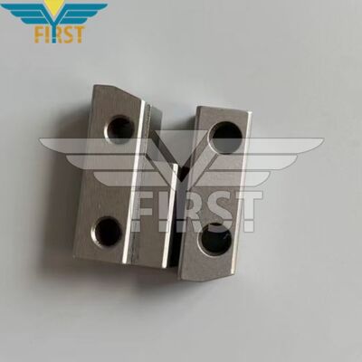 75 Chiếc máy đẩy đầu móng và bộ lưỡi cho máy móng đeo móng với đẩy bên trái / bên phải và cấp điều khiển