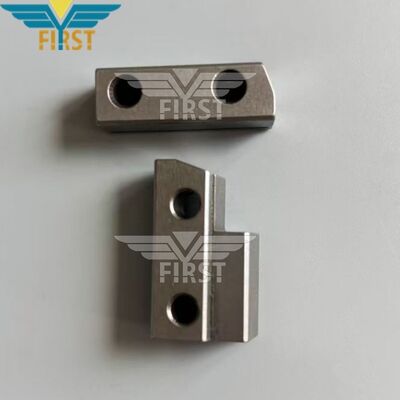75 Chiếc máy đẩy đầu móng và bộ lưỡi cho máy móng đeo móng với đẩy bên trái / bên phải và cấp điều khiển