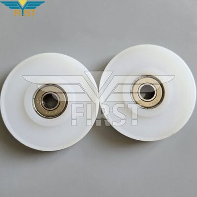 Máy may Martini 3214/3215 bánh xe cao su màu trắng hình chữ T